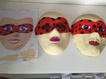 Die SE3 gestaltet Gips-Masken