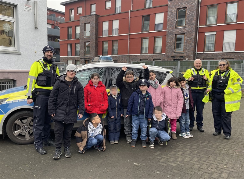 P6 bekommt Besuch von der Polizei
