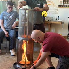 Spannende Experimente an der Wasserbank